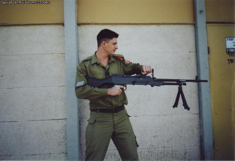 "FN Mag" � �� �������� ����� 4-�� ����...� ������ ���� ��������� ��� ����� 2 ����� :))