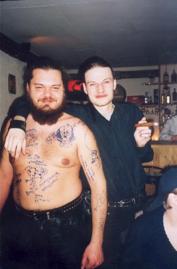 8 ����� 2002�.