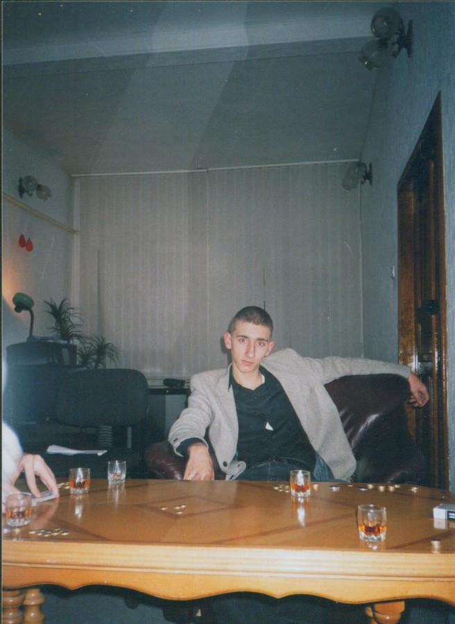40in