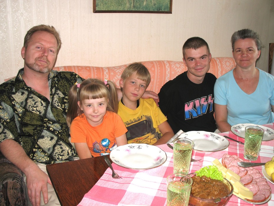 moja sem'ja , pravda ne vse sobralis'..........
