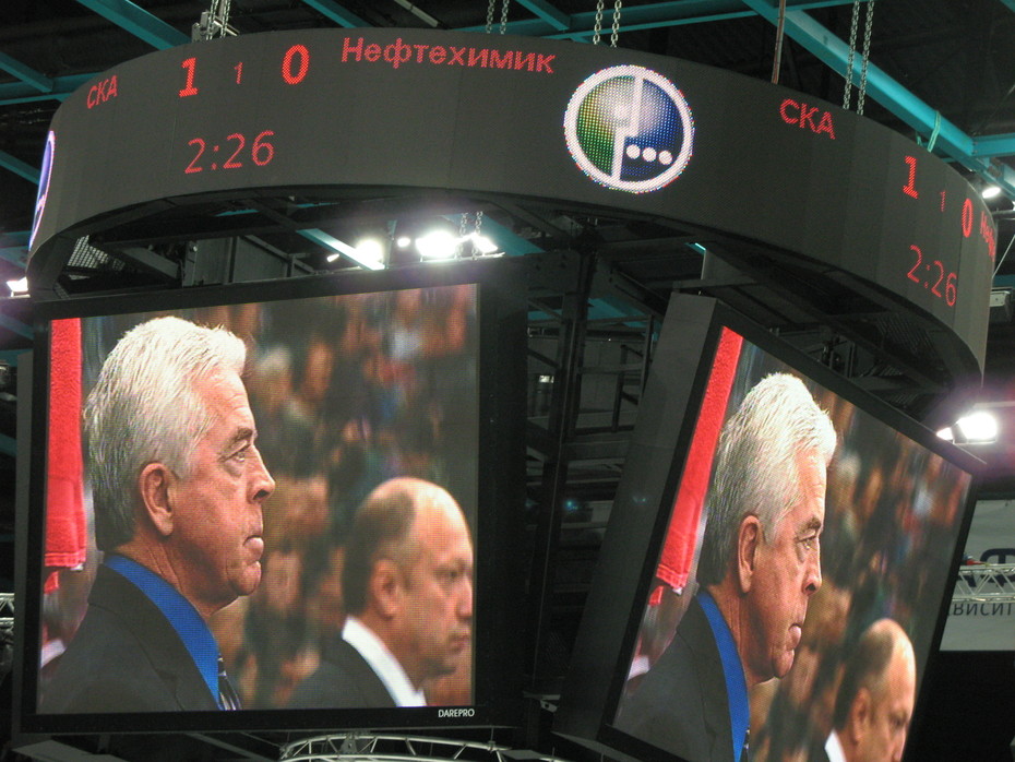 ���� ���� [head coach] =)