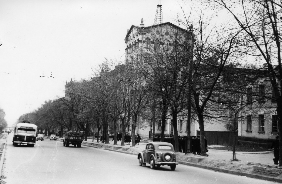 1963 . ��� ��. ������ � ������� ������. � ���� ������ ������ ���������� ���-���� "���"