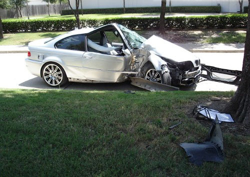 �������� ���������� ������, ��������� BMW M3 �������, �� ��������� � ����������� � �������� � ������. ������ ����� �� ������ � ������ �� ����������