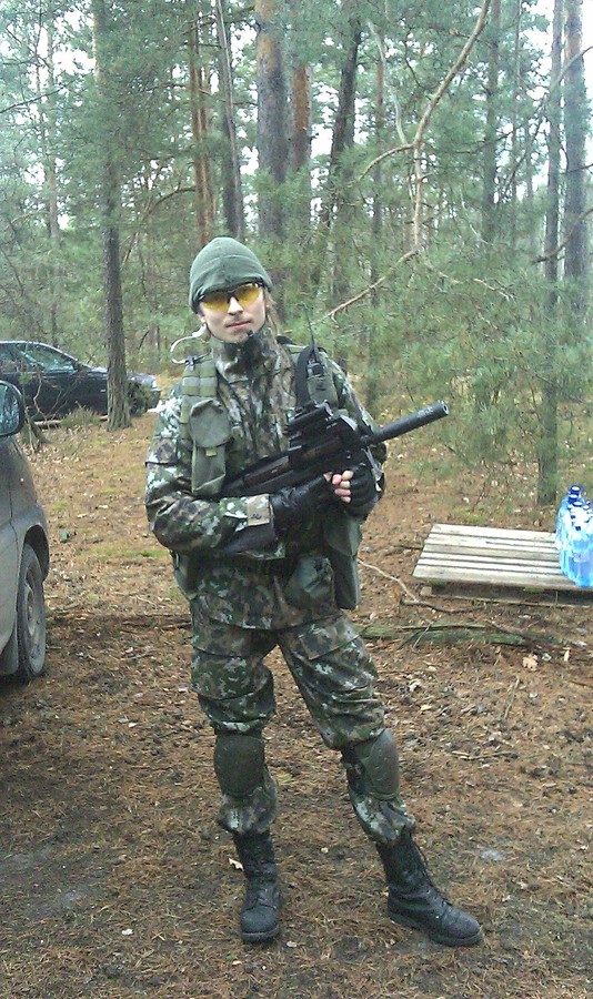 TM FN P-90