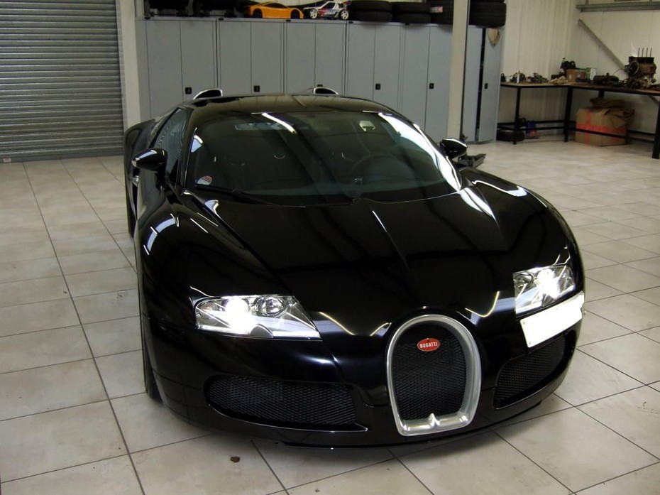 Bugatti Veyron. ������ � ������� �������, ��� ������� ������ ��������, ������� S90 � �������� ��� ������ � � ����� ������ ����� ��� ����� ��������. ����� ������ ������ �����, �����! �� ��� � ������� ��� :(  ������ �� ������� ������ ����� ���!