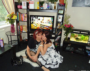 Happy Birthday 20.x I love u mu sister .... xxx
