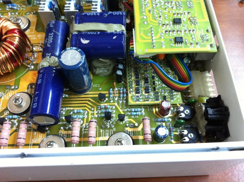 AA 100.2 RXT