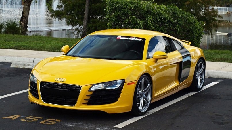 Audi R8