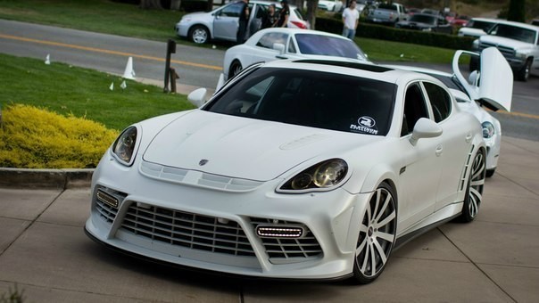 Porsche Panamera by Mansory