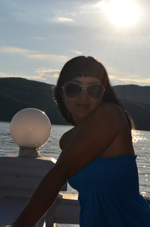 *donya* (���������)