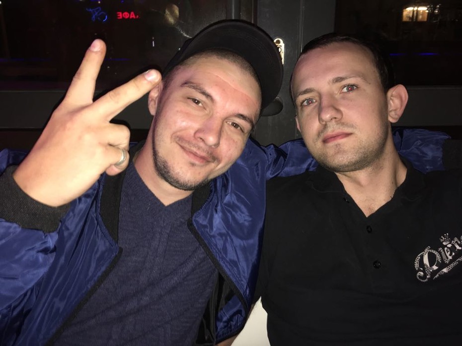 � & ���� �������