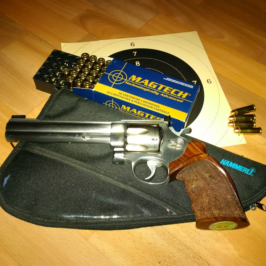 44 M�����. Smith&Wesson