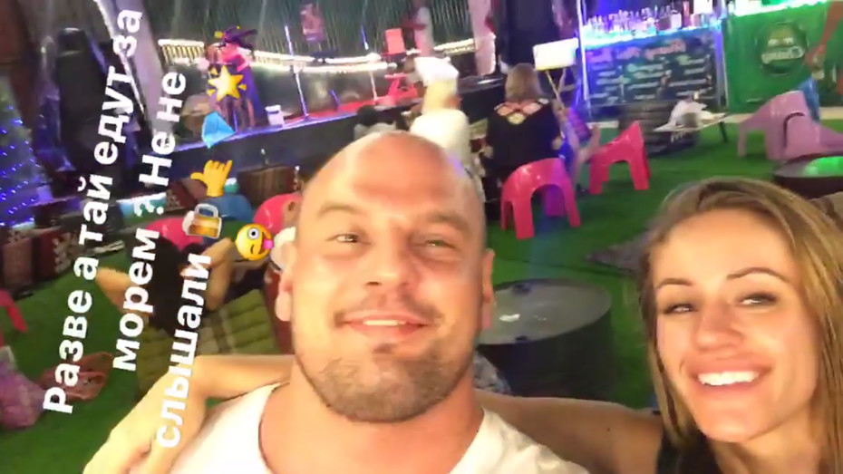 2 �������� ������������ ��� �� ����, ����� ����� �� ����. �� ������ ������ �� ��������� �����, � ������ ������. 6000 ��. �� 2 ������. ������ ��� � ����, �� gsm �����, �� ������� ���������� ���� �����������, � ����� ��� �� �� ��������)