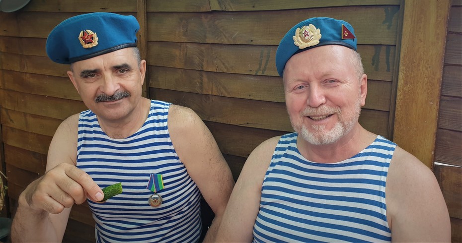 s Nikolaem u nego doma vo dvore London 02/8/2020