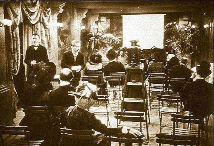 ������ ��������� ��������� ������ � ��� �������� � 1895 ���� � ��������� "����-����" �� �������� ���������.