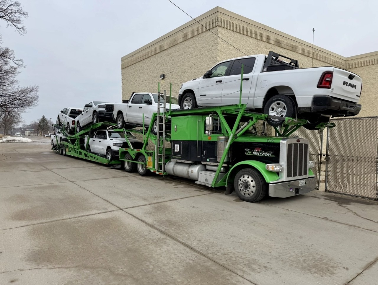 6 RAM 1500 work truck