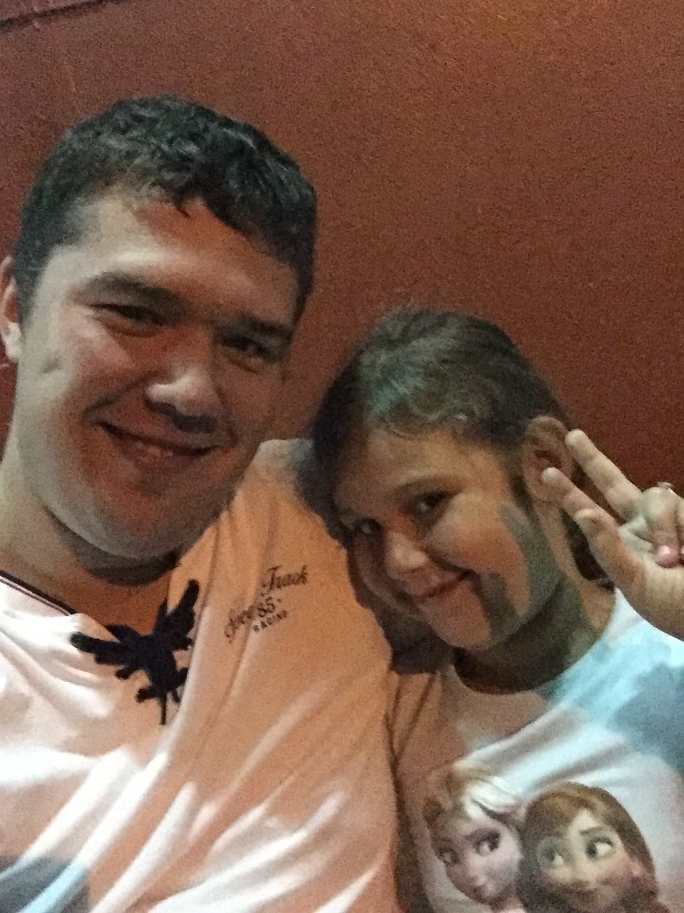 � �����